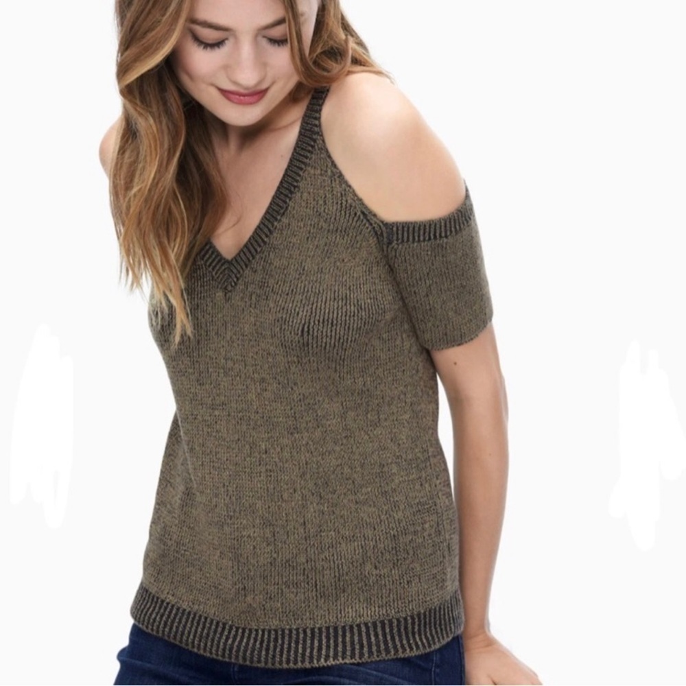 SPLENDID Surrey Marl Cold Shoulder Wool Knit V Neck Top